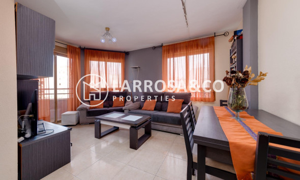 Apartment - A Vendre - Torrevieja - Centro