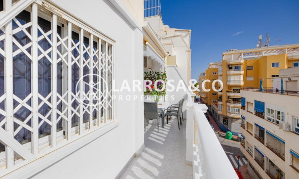 Apartment - A Vendre - Torrevieja - Estacion de autobuses