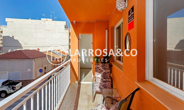 Apartment - A Vendre - Torrevieja - La Mata