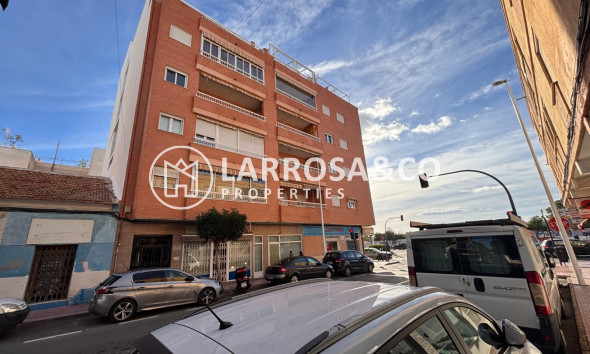 Apartment - A Vendre - Torrevieja - Playa Acequion