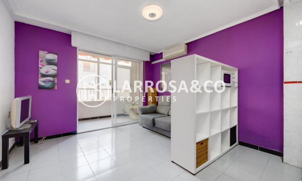 Apartment - A Vendre - Torrevieja - Playa de Los Locos-Curva del Palangre