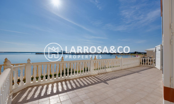 Apartment - A Vendre - Torrevieja - Playa del Acequión