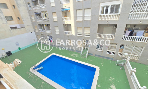 Apartment - A Vendre - Torrevieja - Playa del cura