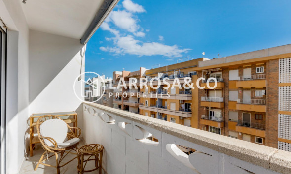 Apartment - A Vendre - Torrevieja - Playa del cura
