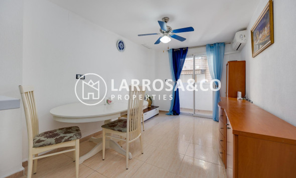 Apartment - A Vendre - Torrevieja - Playa del cura