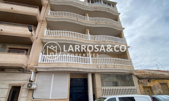Apartment - A Vendre - Torrevieja - Playa del cura