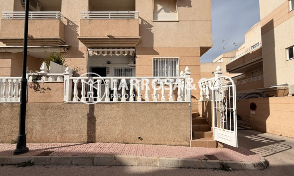 Apartment - A Vendre - Torrevieja - Urb. Calas Blancas III