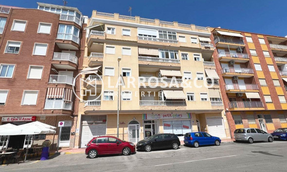 Apartment - Herverkoop - Guardamar del Segura - ASV-95546