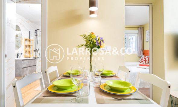 Apartment - Herverkoop - La Veleta - Costa Blanca