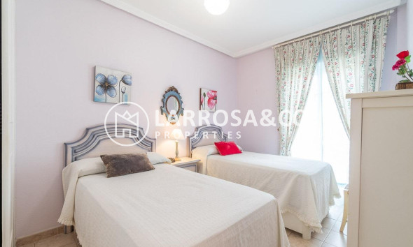 Apartment - Herverkoop - Orihuela costa - La Zenia