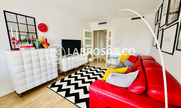 Apartment - Herverkoop - Pilar de la Horadada - Zona Pueblo