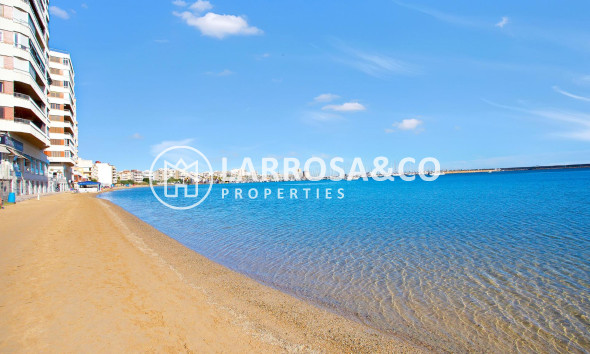 Apartment - Herverkoop - Torrevieja - Acequion