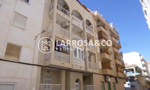 Apartment - Herverkoop - Torrevieja - Acequion