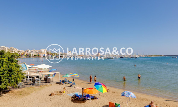 Apartment - Herverkoop - Torrevieja - Acequion