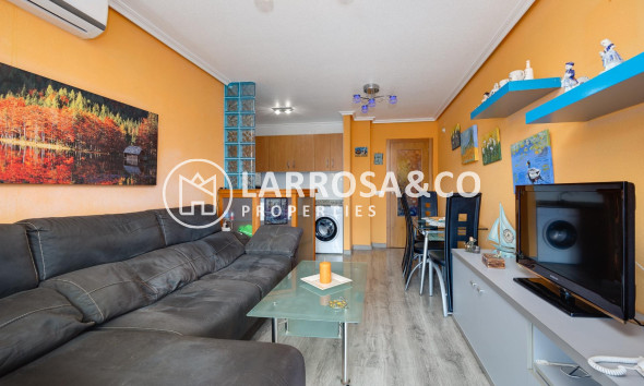 Apartment - Herverkoop - Torrevieja - Centro