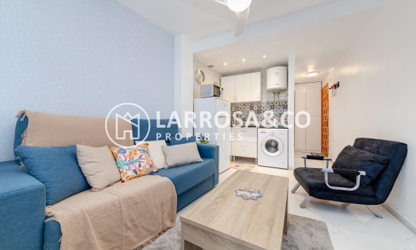 Apartment - Herverkoop - Torrevieja - Centro