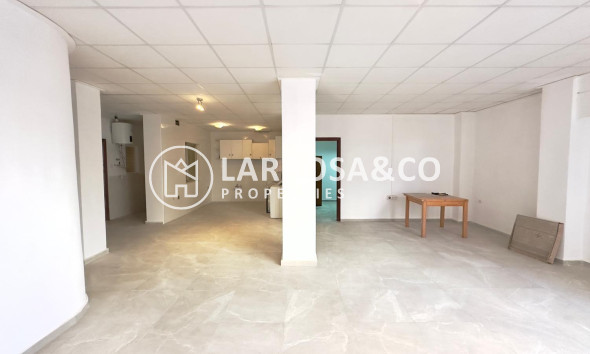 Apartment - Herverkoop - Torrevieja - Centro