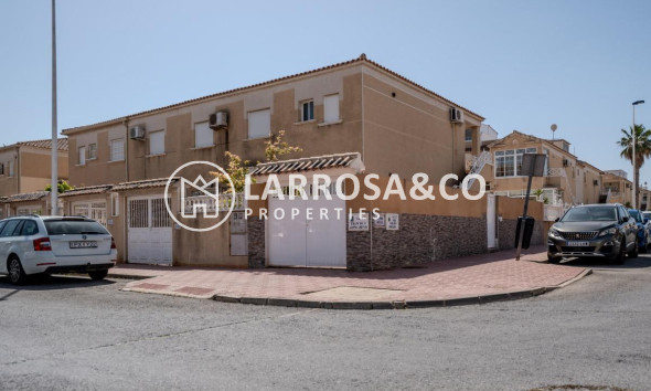 Apartment - Herverkoop - Torrevieja - Doña ines