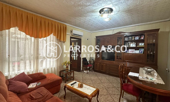 Apartment - Herverkoop - Torrevieja - Estacion de autobuses