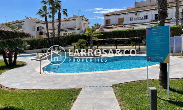 Apartment - Herverkoop - Torrevieja - La Mata