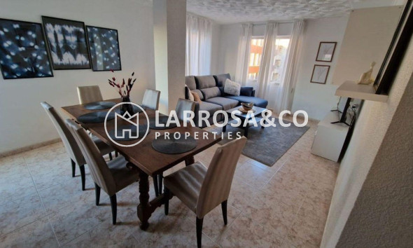 Apartment - Herverkoop - Torrevieja - Los Locos Beach