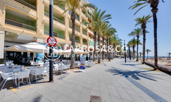Apartment - Herverkoop - Torrevieja - Paseo maritimo