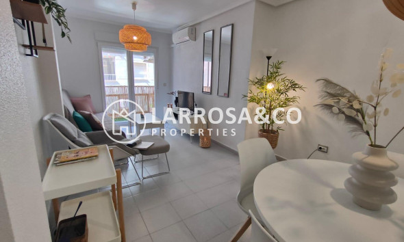 Apartment - Herverkoop - Torrevieja - Playa del cura