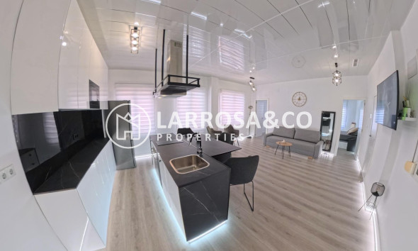 Apartment - Herverkoop - Torrevieja - Playa del cura