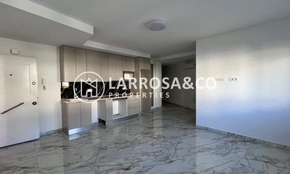 Apartment - Herverkoop - Torrevieja - PLAYA LOS LOCOS