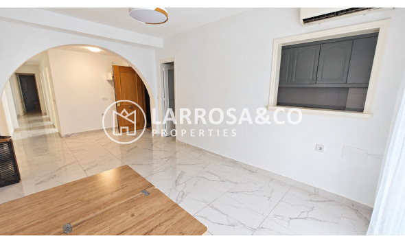 Apartment - Resale - Torrevieja - Acequion