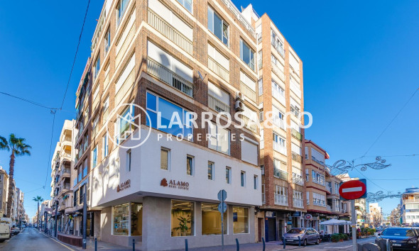 Apartment - Resale - Torrevieja - Centro