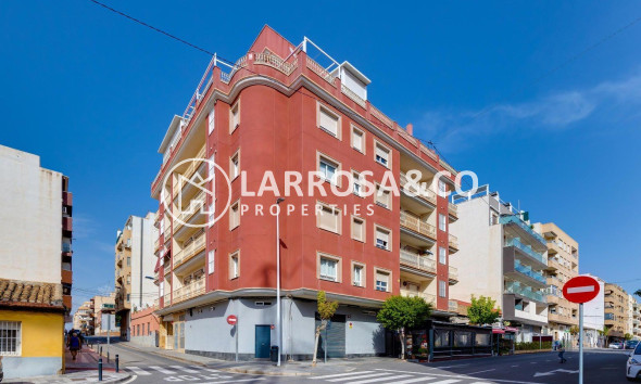 Apartment - Resale - Torrevieja - Centro