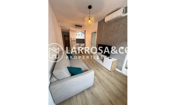 Apartment - Resale - Torrevieja - Centro