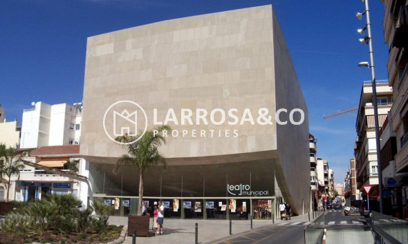 Apartment - Resale - Torrevieja - Centro