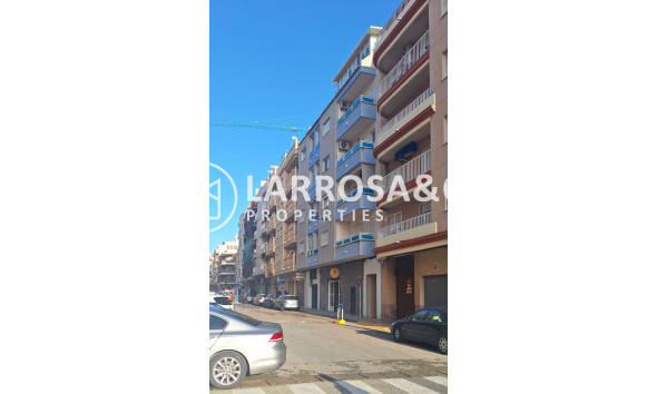 Apartment - Resale - Torrevieja - Costa Blanca