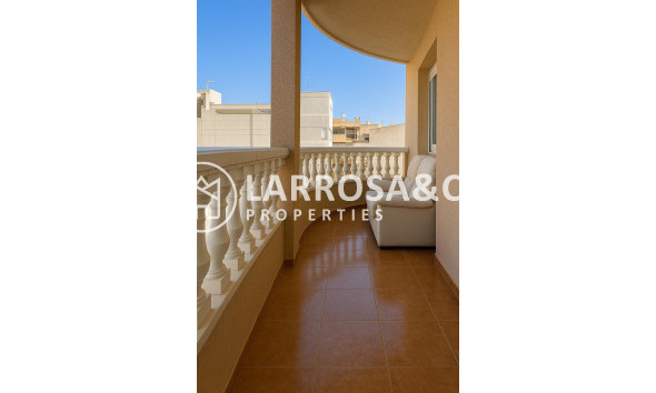 Apartment - Resale - Torrevieja - El molino