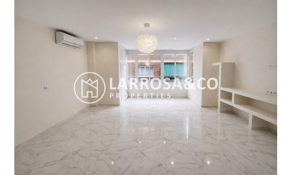 Apartment - Resale - Torrevieja - Muelle Pesquero