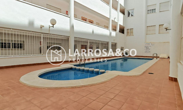 Apartment - Resale - Torrevieja - Parque de las Naciones