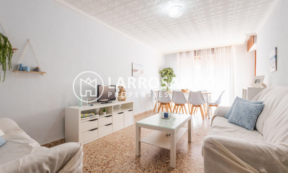 Apartment - Resale - Torrevieja - Playa de los Naufragos
