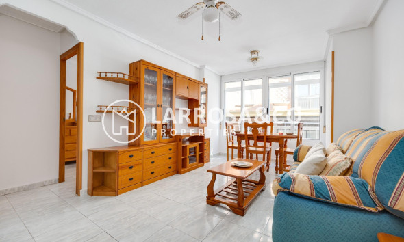 Apartment - Resale - Torrevieja - Playa del cura