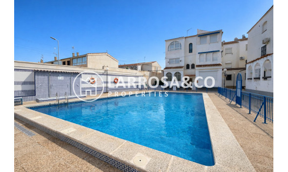 Apartment - Resale - Torrevieja - PLAYA NAUFRAGOS