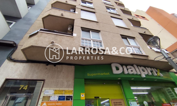 Apartment - Resale - Torrevieja - Puerto