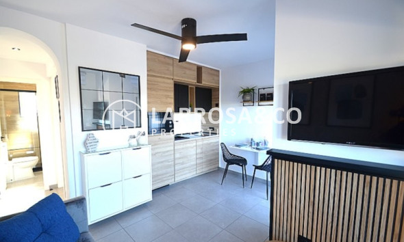 Apartment - Resale - Villamartín - Costa Blanca