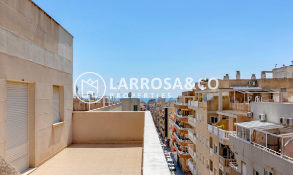 Atico - Reventa - Torrevieja - Centro