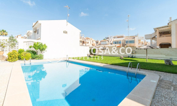 Bungalow - A Vendre - Torrevieja - Los Frutales