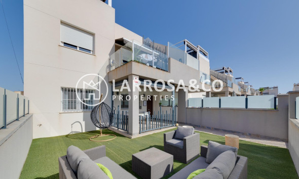 Bungalow - A Vendre - Torrevieja - Sector 25