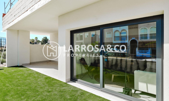 Bungalow - Nouvelle Construction - Torrevieja - ONR-91579