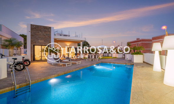 Chalet - Reventa - Orihuela costa - Villamartín 