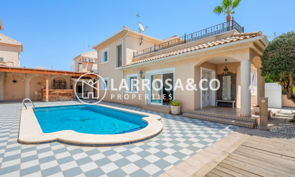 Chalet - Reventa - Torre de La Horadada - Costa Blanca