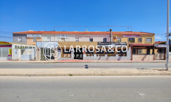 Commercial space - A Vendre - Torrevieja - Costa Blanca